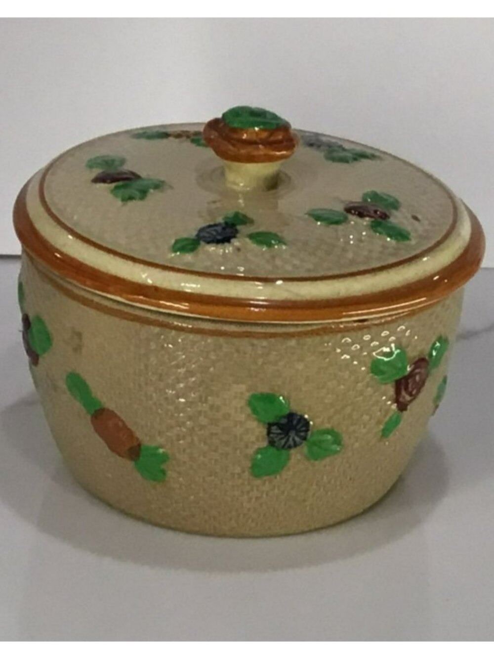 Antique Majolica Hand Painted Sugar bowl / Lidded Trinket Box/ Biscuit Jar - Picture 3 of 13
